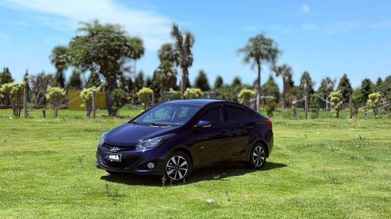 HYUNDAI HB20S 1.6 COMFORT PLUS 16V FLEX 4P AUTOMÁTICO
